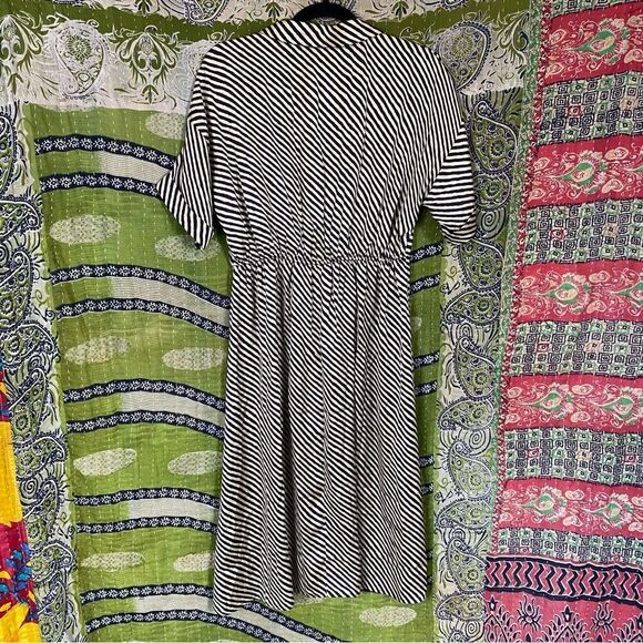 NWT Mango Mondrian Black and Tan Satin Bias Striped Midi Dress 6 - Picture 7 of 15